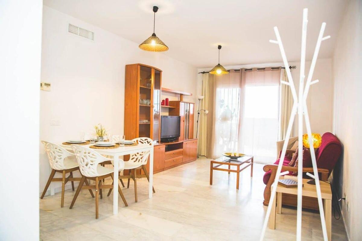 Apartamento Las Chapas - Bonito Y Tranquilo Marbella Exterior photo
