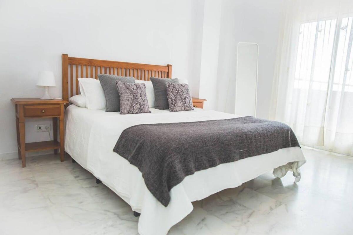 Apartamento Las Chapas - Bonito Y Tranquilo Marbella Exterior photo